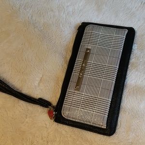 Betsey Johnson wristlet